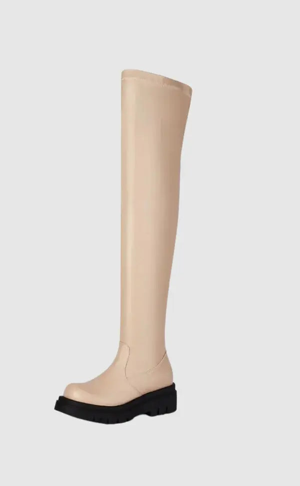 Ashley | Overknee Chic